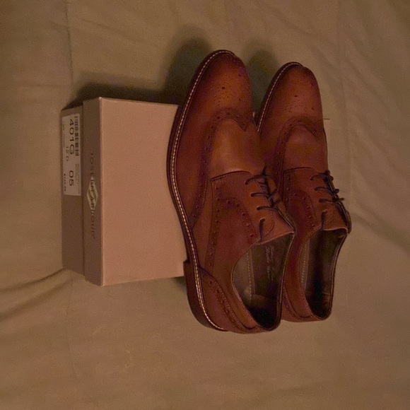 Joseph Abboud Lace Wingtip used color brown size 12 with new box - Picture 4 of 8
